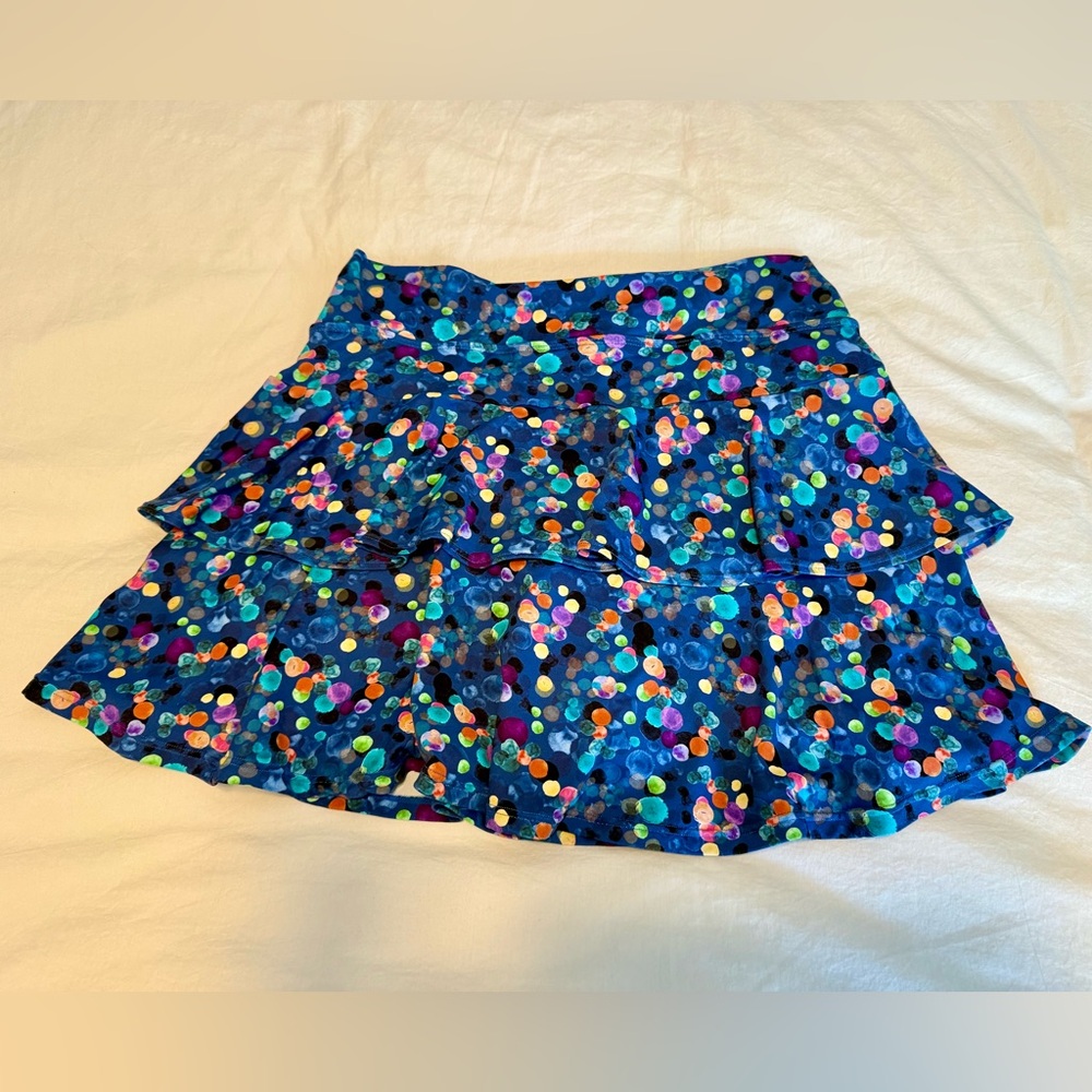 Dona Jo Soar tennis skirt. Size L
